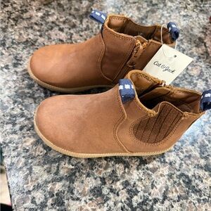 Cat & Jack Brown Kids Boots with Blue Pull Tabs